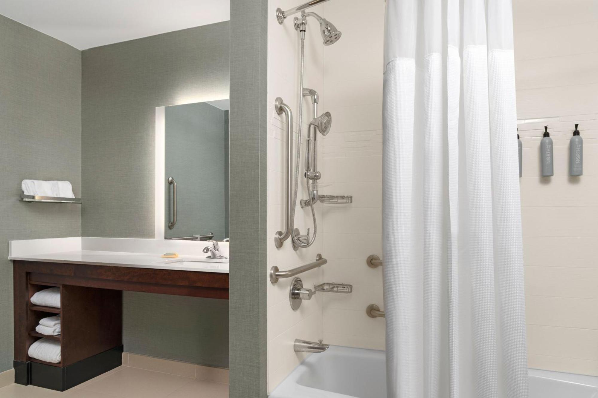 Residence Inn By Marriott קינגסטון מראה חיצוני תמונה